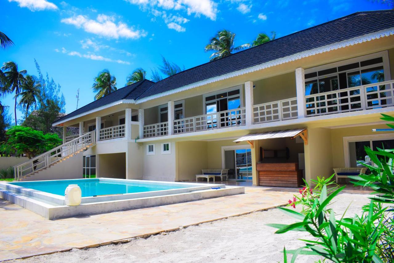 Hotel Kikoi Boutique 3*