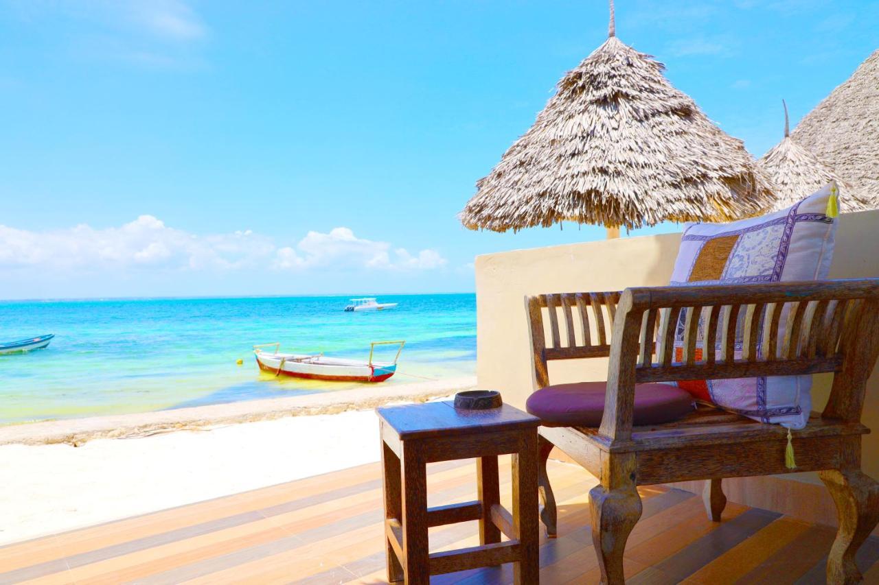 Kikoi Boutique Hotell 3*